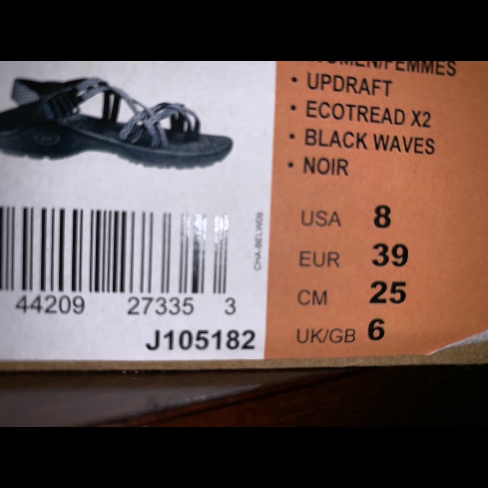 SELLING MY CHACOS!